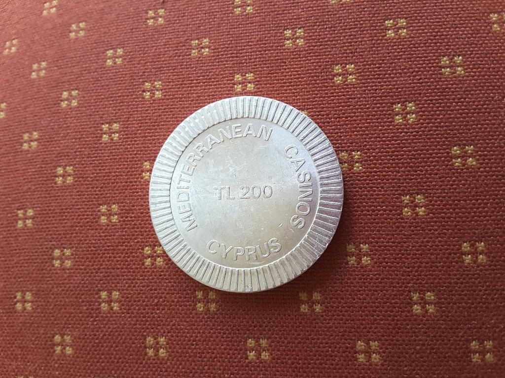 i Cyprus casino 200 turkse lira, mediterranean casinojeton., Verzenden, Overige materialen, Buitenland