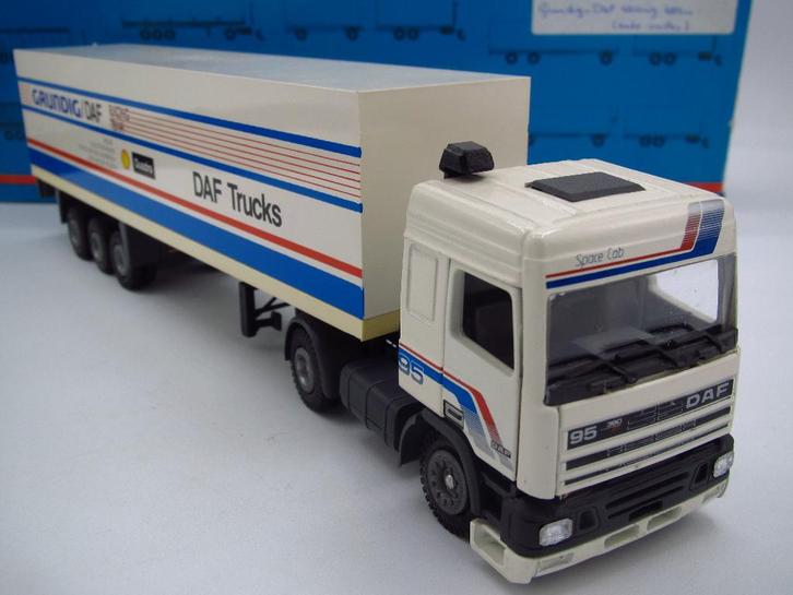 Tekno - DAF 95 miniatuur '' Grundig Racing Team '' 1:50, Hobby en Vrije tijd, Modelauto's | 1:50, Zo goed als nieuw, Bus of Vrachtwagen