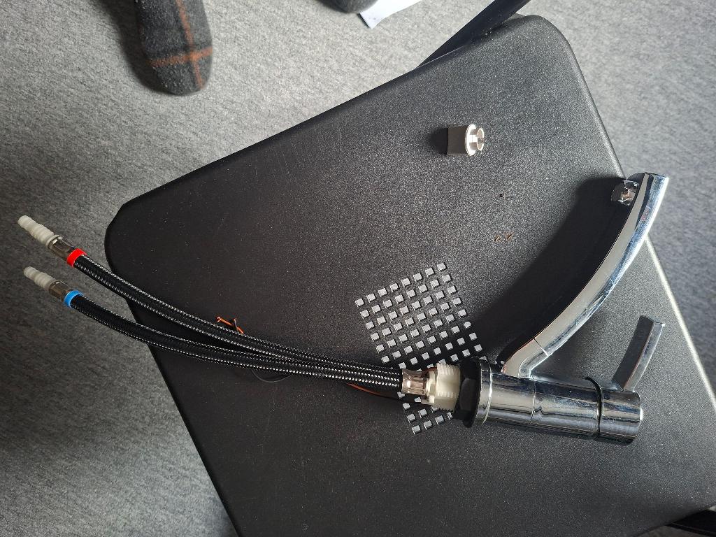 12 volt kraan, Caravans en Kamperen, Ophalen, Nieuw