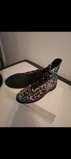 Enkellaarsjes met luipaardprint, Ophalen of Verzenden, Zo goed als nieuw, Zwart