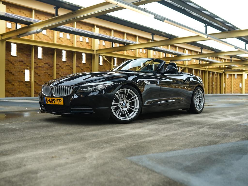 BMW Z4 [E89] sDrive30i Executive l Navi Prof l Sportstoelen, Auto's, BMW, Euro 5, Achterwielaandrijving, Gebruikt, Zwart