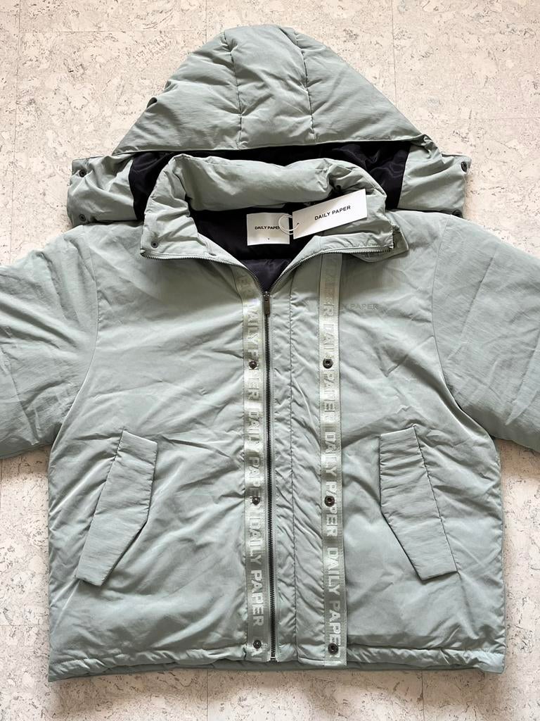 Daily Paper unisex winterjas maat S (valt erg groot)!, Ophalen of Verzenden, Nieuw, Maat 46 (S) of kleiner, Groen