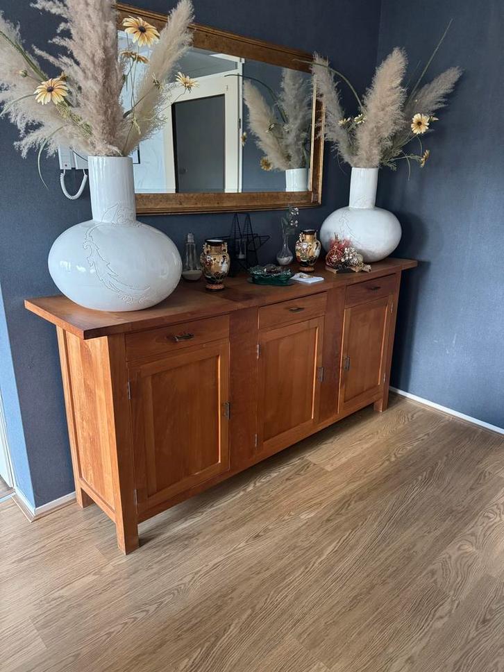 Mooie diepbruine houten kast - 2 meter breed, Huis en Inrichting, Kasten | Dressoirs, Gebruikt, 200 cm of meer, 25 tot 50 cm, Met deur(en)