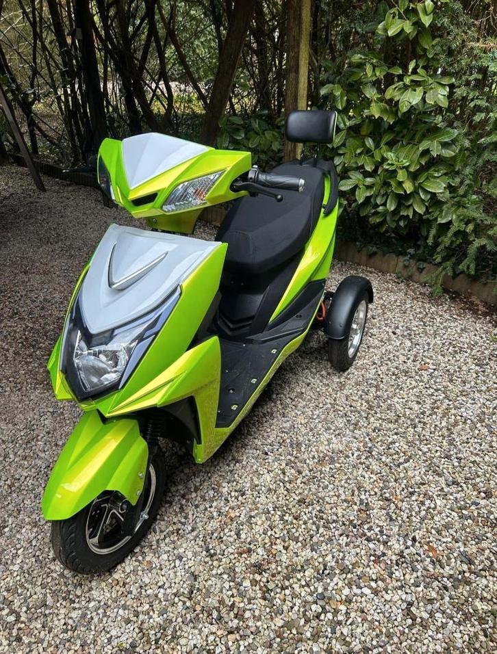 scootmobiel 3-wiel scooter, Diversen, Brommobielen en Scootmobielen, Nieuw, Overige merken, 36 t/m 45 km, 16 km/u of meer, Ophalen of Verzenden