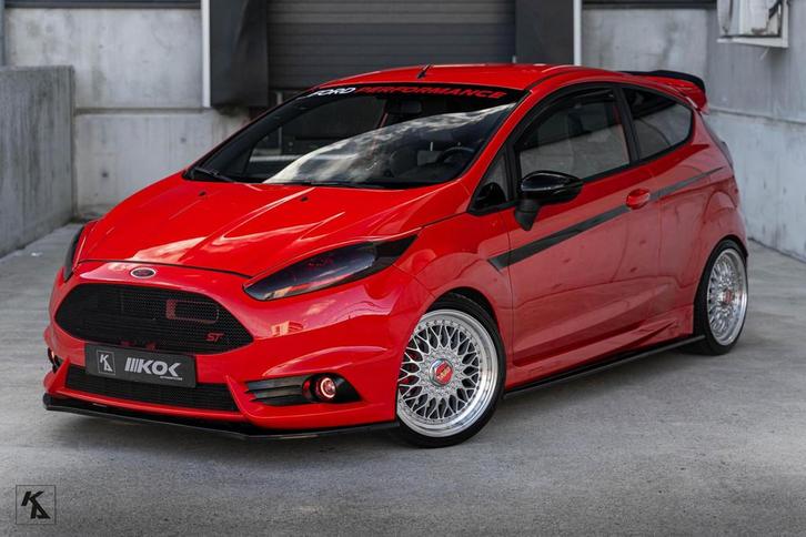 Ford Fiesta 1.6 ST2 2016 | Maxton | KW Schroefset | Race Red, Auto's, Ford, Bedrijf, Te koop, Fiësta, ABS, Airbags, Airconditioning