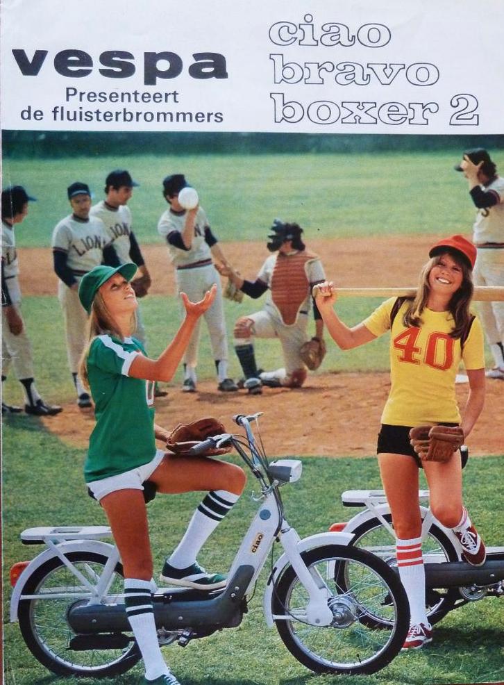 Folder VESPA Ciao/ Bravo/ Boxer 11/ 1976 + Prijslijst, Fietsen en Brommers, Handleidingen en Instructieboekjes, Zo goed als nieuw