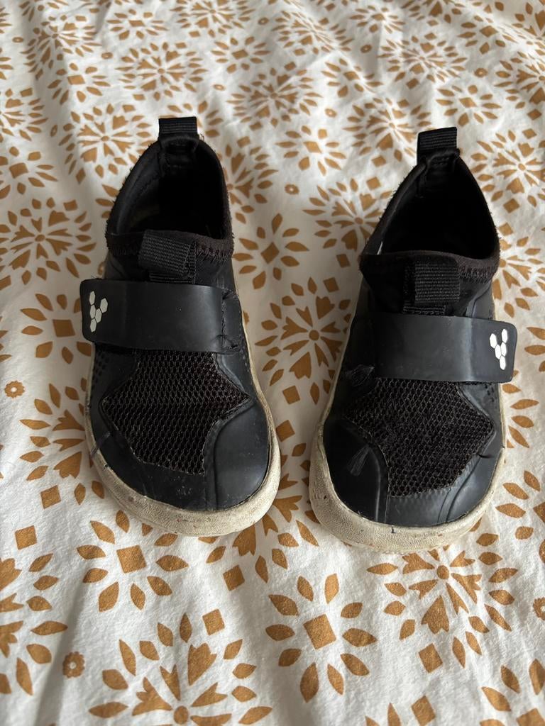 Barefoot zwarte schoenen maat 23, Gebruikt, Jongen of Meisje, Schoenen, Ophalen of Verzenden