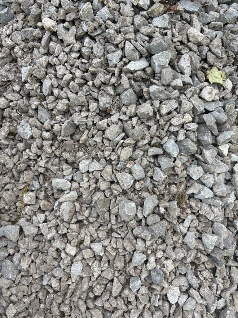 Grijze Split/Grind voor Tuin en Oprit (gratis!), Tuin en Terras, Grind, Keien en Split, Overige materialen, Gebruikt, Ophalen of Verzenden