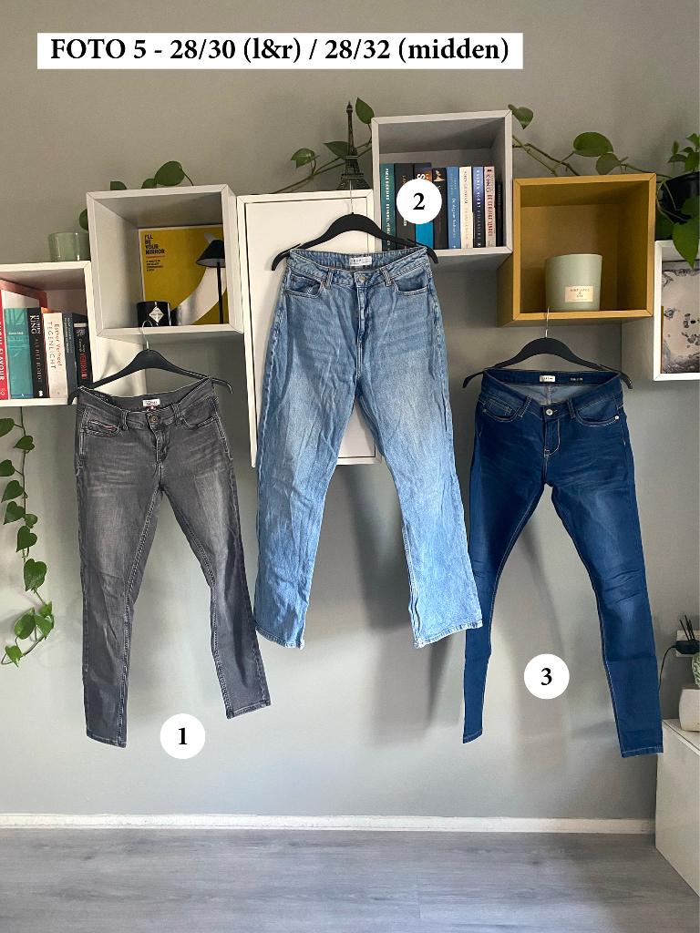 Spijkerbroeken - maat 28/30 & 28/32, Kleding | Dames, Spijkerbroeken en Jeans, Ophalen of Verzenden, Zo goed als nieuw, Overige kleuren
