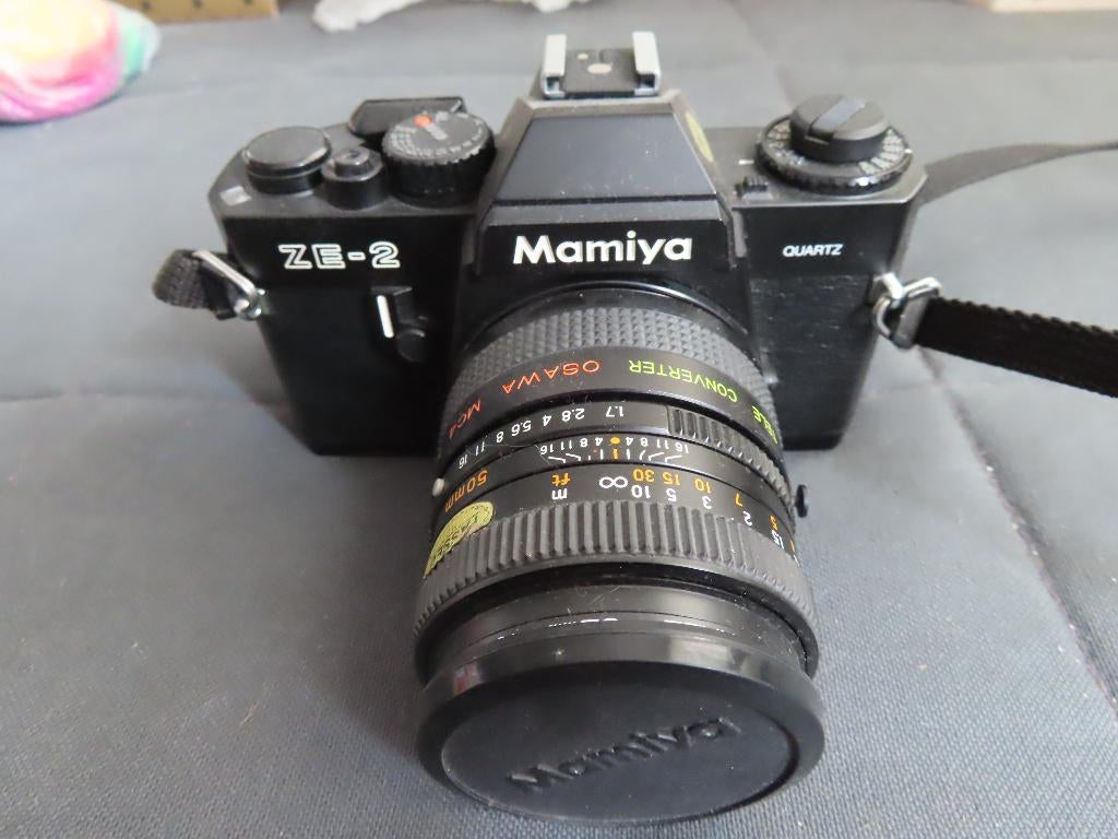 Mamiya ZE camera met Mamiya 50 mm lens 1:1.7, Ophalen of Verzenden, Gebruikt, Spiegelreflex, Overige Merken