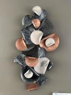 Moderne metalen wanddecoratie - 3D kunstwerk, Huis en Inrichting, Metaal, Wandsculptuur, Meerkleurig, Ophalen of Verzenden