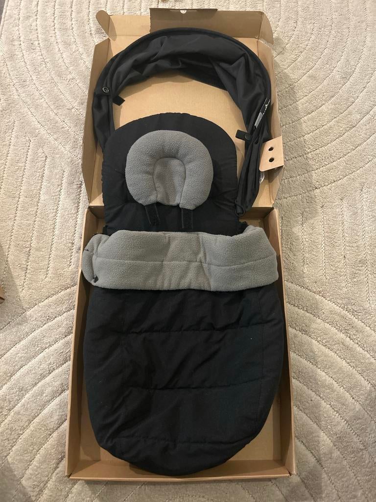 Babyzen YOYO newborn nest 0+ zwart, Kinderen en Baby's, Kinderwagens en Combinaties, Ophalen of Verzenden, Zo goed als nieuw, Met reiswieg