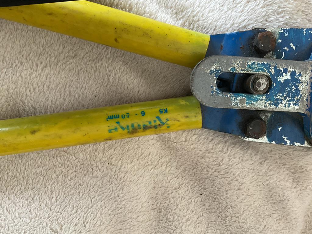 Kniptang 6-50 mm², Ophalen of Verzenden, Gebruikt