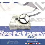 C205 A205 Mercedes C Klasse COUPÉ / CABRIO KOFFERKLEP LOGO E, Auto-onderdelen, Dashboard en Schakelaars, Gebruikt, -, Ophalen of Verzenden