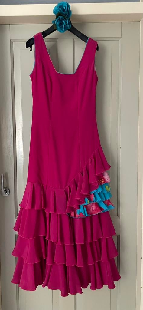 Flamenco jurk en schoenen, Kleding | Dames, Maat 38/40 (M), Overige typen, Ophalen of Verzenden, Zo goed als nieuw