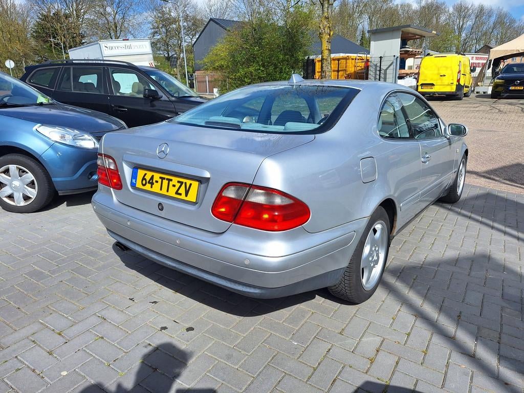 Mercedes-Benz CLK-klasse Coupé 320 Elegance / Vlotte auto /, Auto's, 745 kg, Achterwielaandrijving, Gebruikt, 4 stoelen