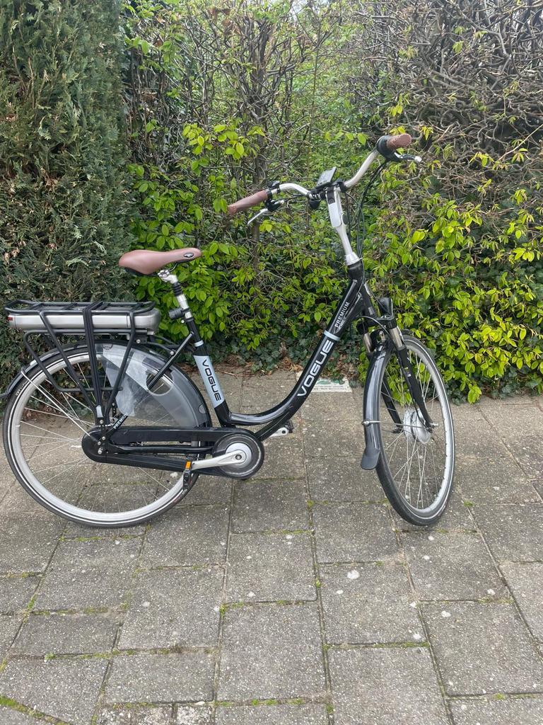 Vogue Premium Plus damesfiets, Gebruikt, 50 km per accu of meer, 55 tot 59 cm, Ophalen