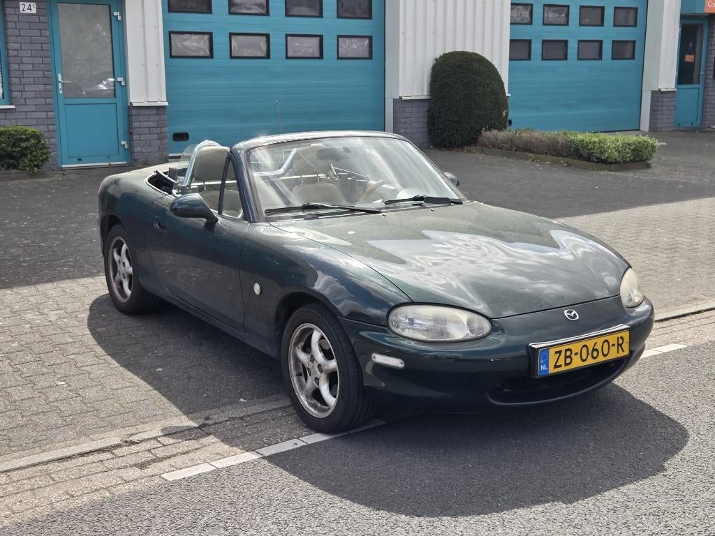 Mazda MX-5 1.6 2000 Groen | APK 11-02 | HARDTOP, Achterwielaandrijving, 40 €/maand, Beige, 4 cilinders