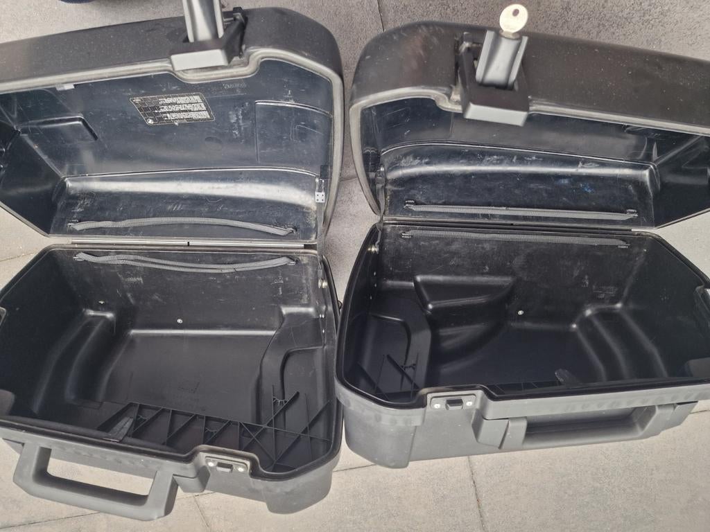 Bmw koffers, Ophalen