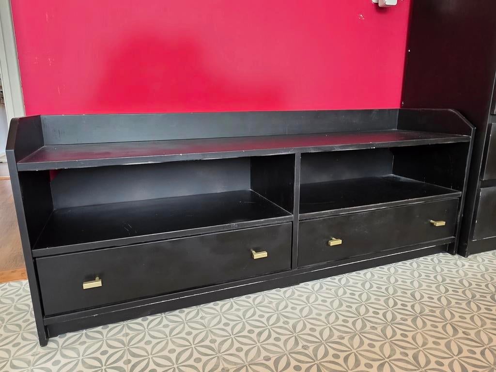 Ikea HAUGA TV Meubel voor homestaging - 138x35x45cm, Ophalen, Gebruikt