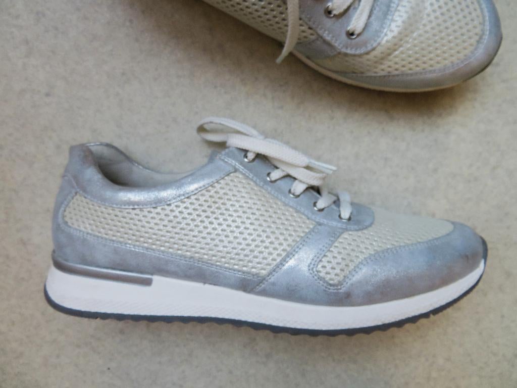 RIEKER schoenen sneakers beige grijs zilver maat 42, Ophalen of Verzenden, Grijs, Rieker, Sneakers of Gympen