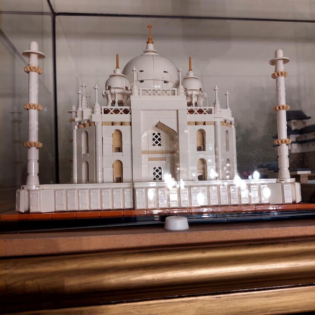 Echte Lego Taj Mahal Architectuur
1 x gemaakt
Netjes, Kinderen en Baby's, Speelgoed | Duplo en Lego, Zo goed als nieuw, Ophalen of Verzenden