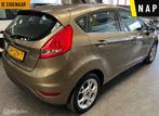 Ford Fiesta 1.6 Titanium 1e Eigenaar - NAP - Parkeer Sensor, Voorwielaandrijving, Stof, Zwart, Bruin