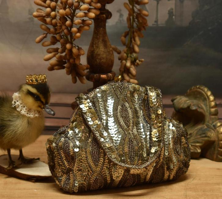 Oud Tasje. "Uit Aletta's Tijd", Antiek en Kunst, Antiek | Woonaccessoires, Ophalen of Verzenden