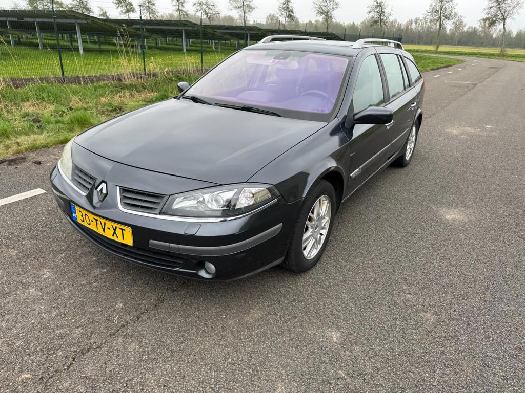 Renault Laguna Grand Tour 2.0-16V Tech Line, Voorwielaandrijving, 135 pk, Gebruikt, 4 cilinders