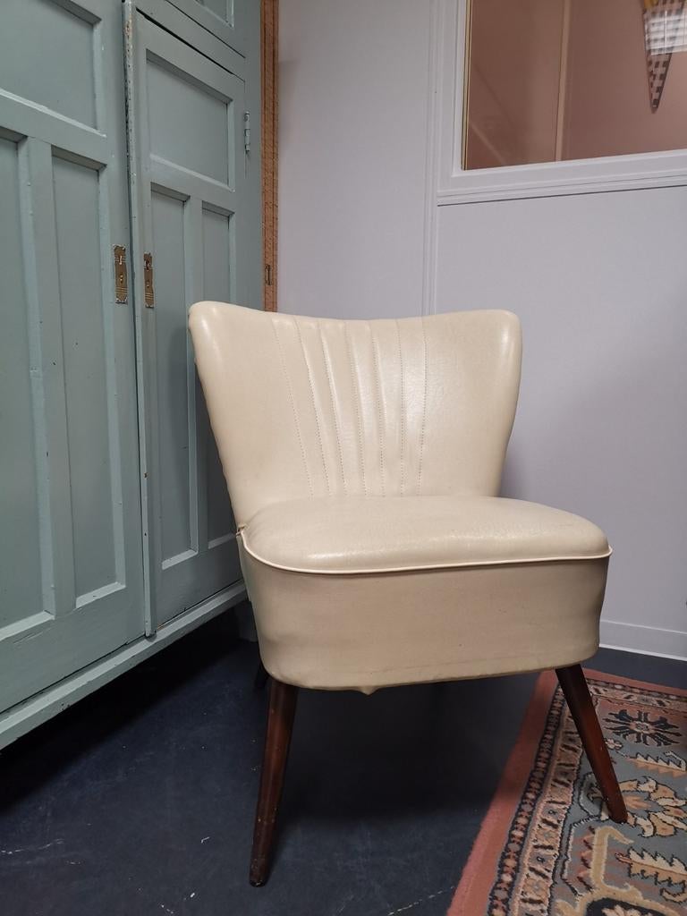 Vintage jaren 50 60 70 skai club stoel, Huis en Inrichting, Stoelen, Ophalen, Gebruikt, Retro, Eén