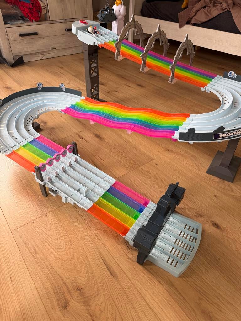 Hot Wheels Mario Kart Regenboog Racebaan, Kinderen en Baby's, Speelgoed | Racebanen, Racebaan, Zelf te bouwen, Ophalen of Verzenden
