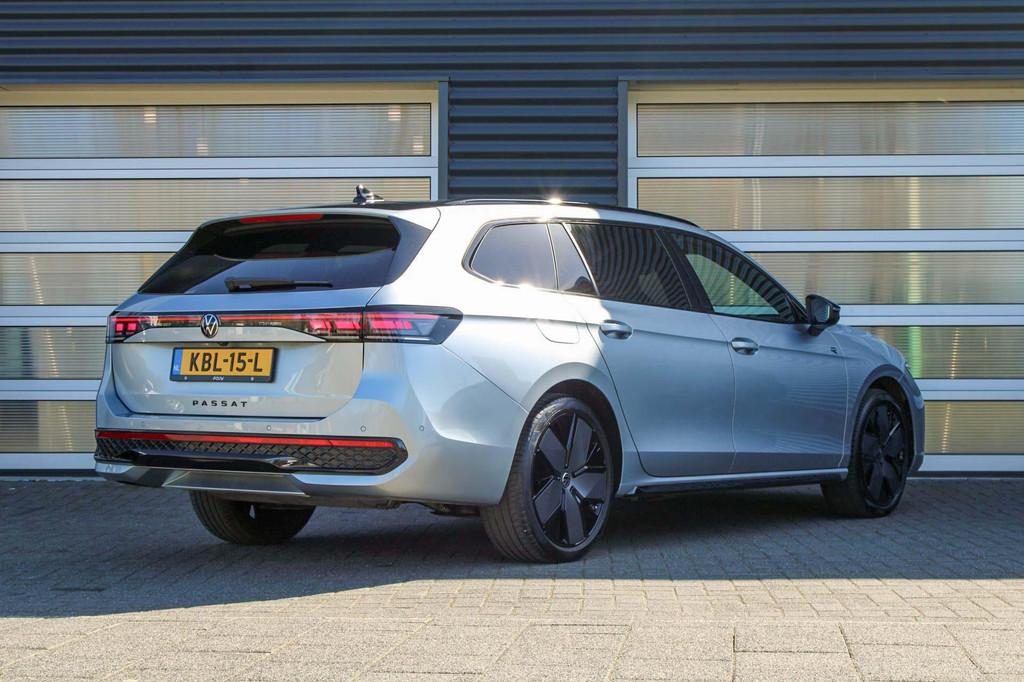 Volkswagen Passat Variant 1.5 eHybrid 272pk DSG R-Line Editi, 12 maanden, Euro 6, 150 min, 26 kWh