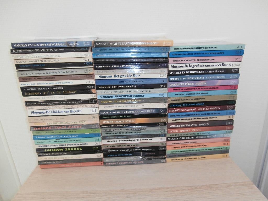 Zwarte Beertjes van Georges Simenon., Ophalen of Verzenden, Gelezen