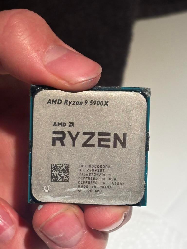 AMD Ryzen 9 5900X processor, used, Computers en Software, Processors, Ophalen of Verzenden, Gebruikt, 12-core, 4 Ghz of meer