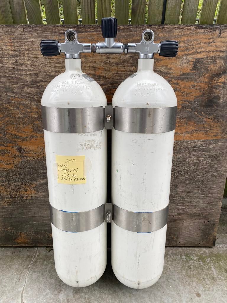 Dubbel 12 set., Watersport en Boten, Ophalen, Zo goed als nieuw, Duikfles