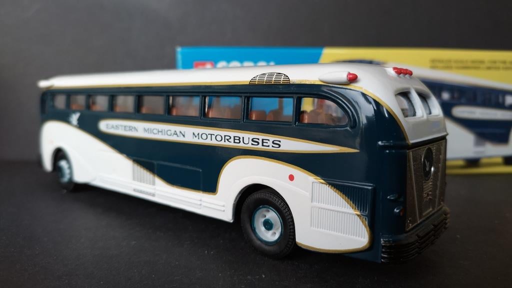 Yellow Coach 743 Eastern Michigan Detroit 1:50 Corgi Pol, Corgi@corgi.co.uk, Nieuw, Corgi Classics ltd, Corgi