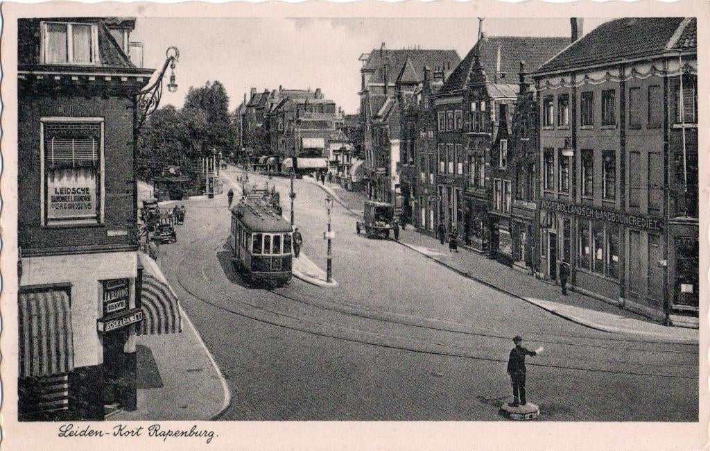 Leiden, Kort Rapenburg  met Tram. 4678, Verzamelen, Ansichtkaarten | Nederland, Verzenden, 1920 tot 1940, Gelopen, Zuid-Holland
