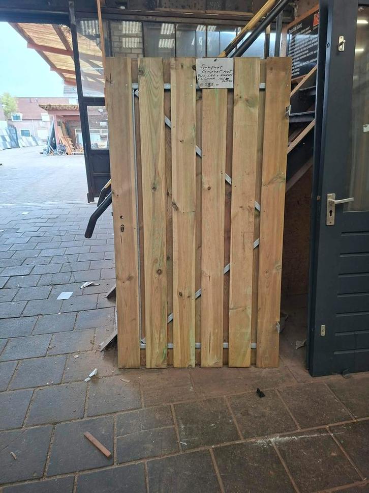 Mooie nieuwe tuinpoort ( 235 € ), Tuin en Terras, Schuttingen, Nieuw, Hout, Minder dan 3 meter, Ophalen of Verzenden