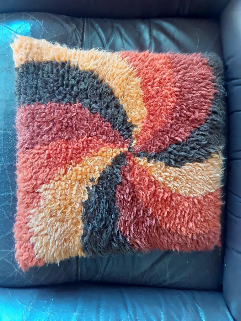 handgeknoopt kussen wol jaren 70 design vintage retro 1970s, Gebruikt, Vierkant, ?, ?