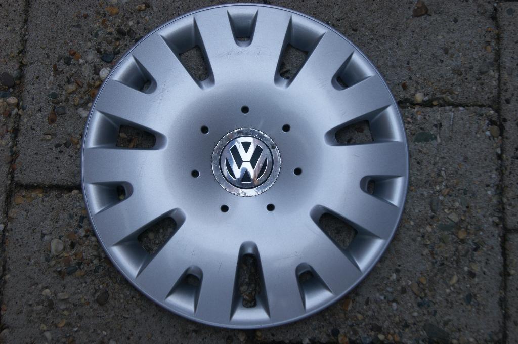1 losse originele wieldop Volkswagen Polo 14 inch (Model 4), Ophalen of Verzenden, Gebruikt