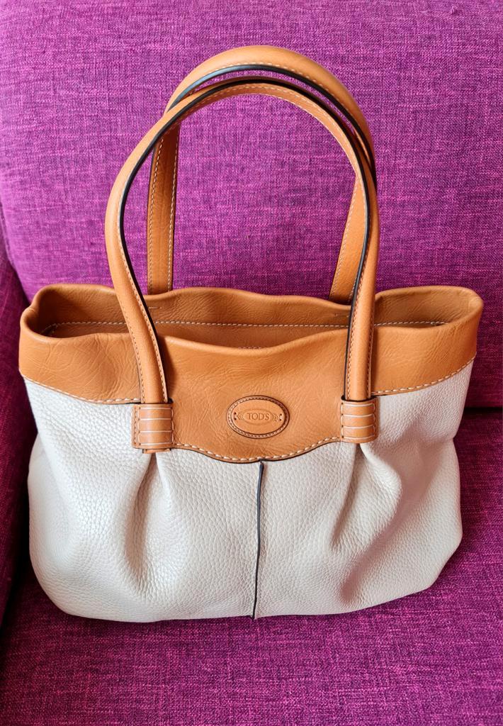 TOD'S tas handtas leder met label wit beige ongebruikt mooi , Sieraden, Tassen en Uiterlijk, Tassen | Damestassen, Zo goed als nieuw
