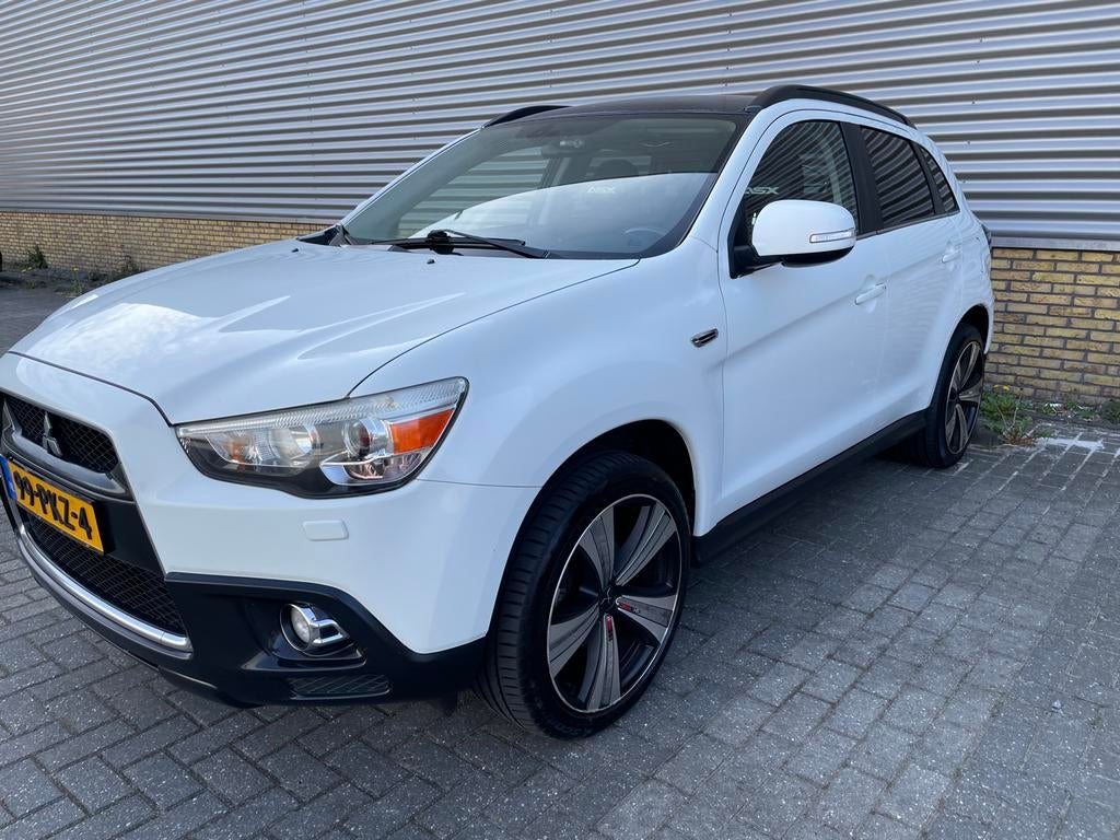 Mitsubishi ASX 1.6 86KW 2011 Wit, Auto's, Mitsubishi, Particulier, ASX, Benzine, B, SUV of Terreinwagen, Handgeschakeld, Origineel Nederlands