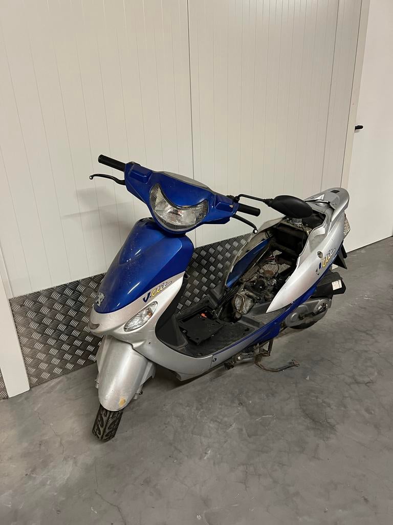 Peugeot V-Clic Opknapper - Geel Kenteken, Ophalen, Gebruikt, Overige modellen, Maximaal 45 km/u