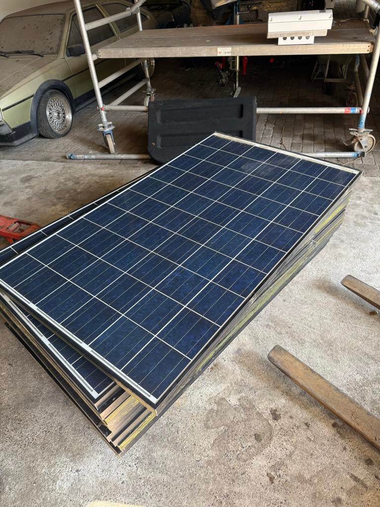 14 REC zonnepanelen met SolarEdge omvormer, Ophalen, Gebruikt, Compleet systeem, 200 wattpiek of meer