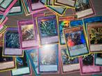 Yu-Gi-Oh kaarten met sleeves, Hobby en Vrije tijd, Verzamelkaartspellen | Yu-gi-Oh!, Ophalen, Gebruikt, Meerdere kaarten, Foil