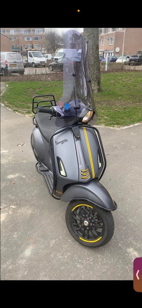 Vespa sprint 2018 model iget ook teruil tegen gilera runner, Ophalen, Overige modellen, Maximaal 45 km/u, Zo goed als nieuw