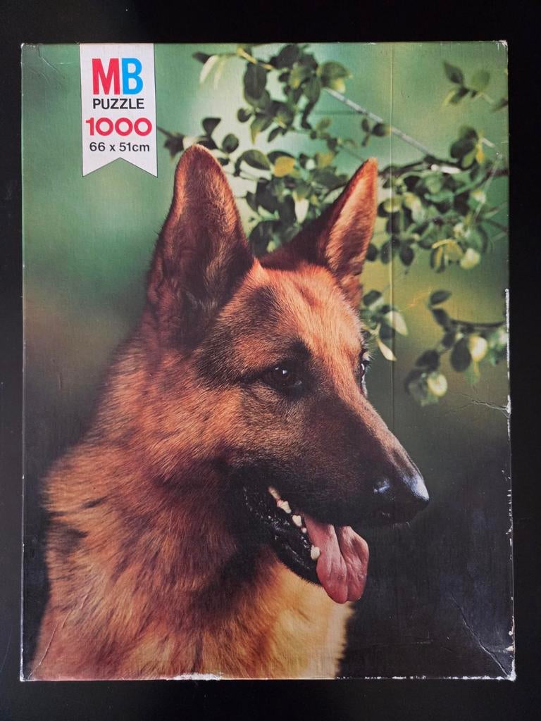 Mb puzzle 1000 stukjes duitse herdershond puzzel, Ophalen of Verzenden, 500 t/m 1500 stukjes, Gebruikt