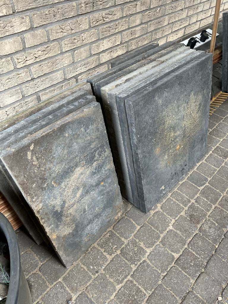 Beton tegels antraciet 60x60 cm (18 stuks + 6 halve), Tuin en Terras, Tegels en Klinkers, Ophalen, Gebruikt, 5 tot 10 m², Beton