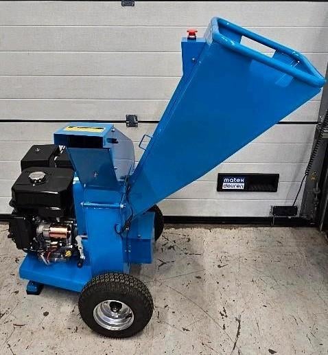 HBM 4 Takt 15 PK - 420 cc Hakselaar - Houtversnipperaar., Ophalen of Verzenden, Zo goed als nieuw, Benzine