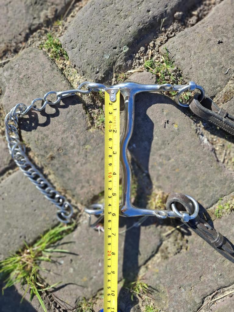 Stang 14.5 cm, Dieren en Toebehoren, Ophalen of Verzenden, Zo goed als nieuw, Dressuur